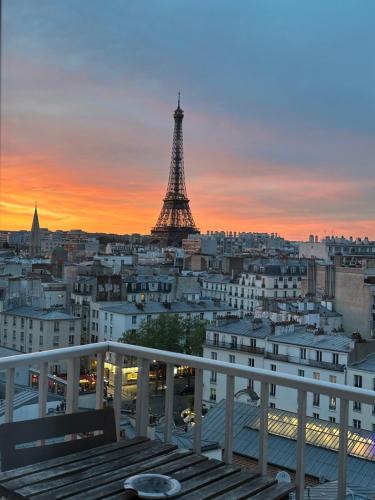 Grenelle Apartment | Tour Eiffel - Paris