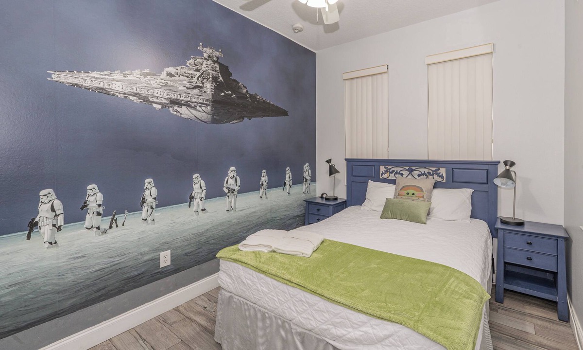 Crestwynd Bay House | Townhouse in Kissimmee. Minutes from Disney Parks