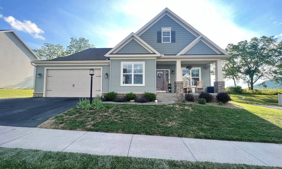 Boalsburg House | Tranquil 4-bedroom in charming Boalsburg, close to Beaver Stadium