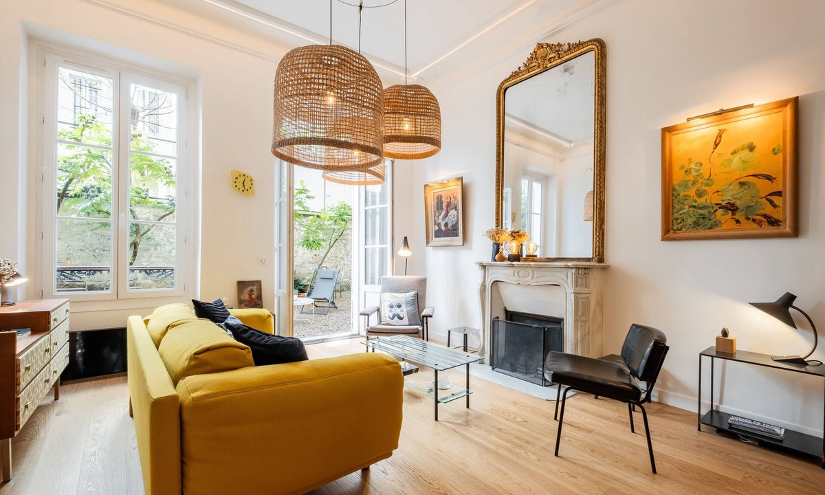 Batignolles Apartment | Tranquil Terrasse, by Veeve