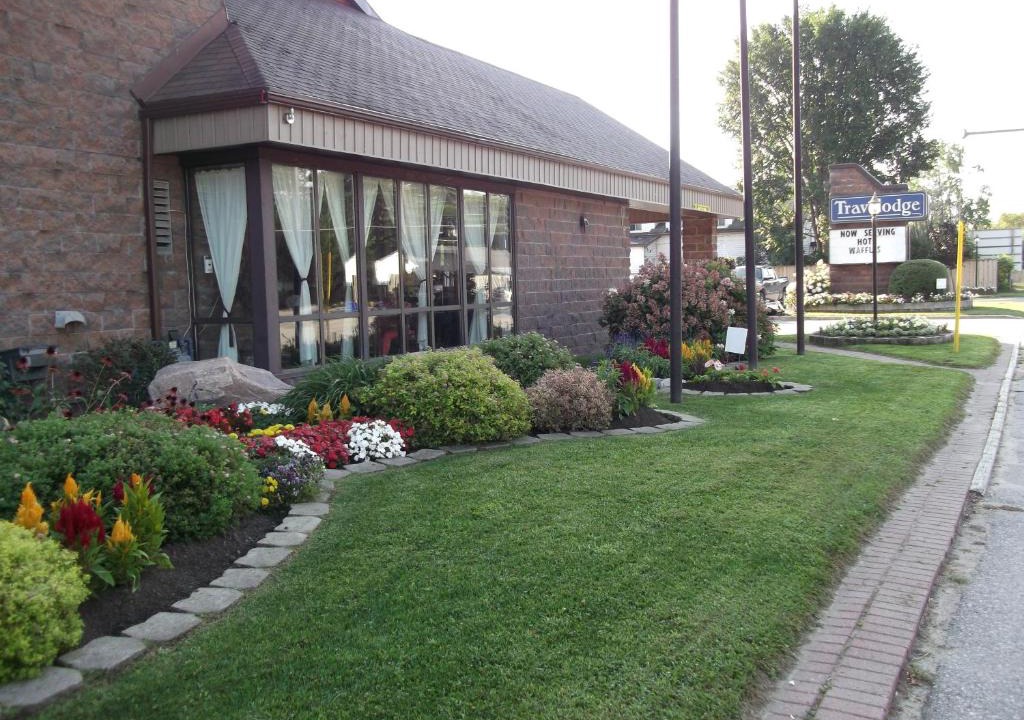 North Bay Hotel | Travelodge by Wyndham North Bay Lakeshore