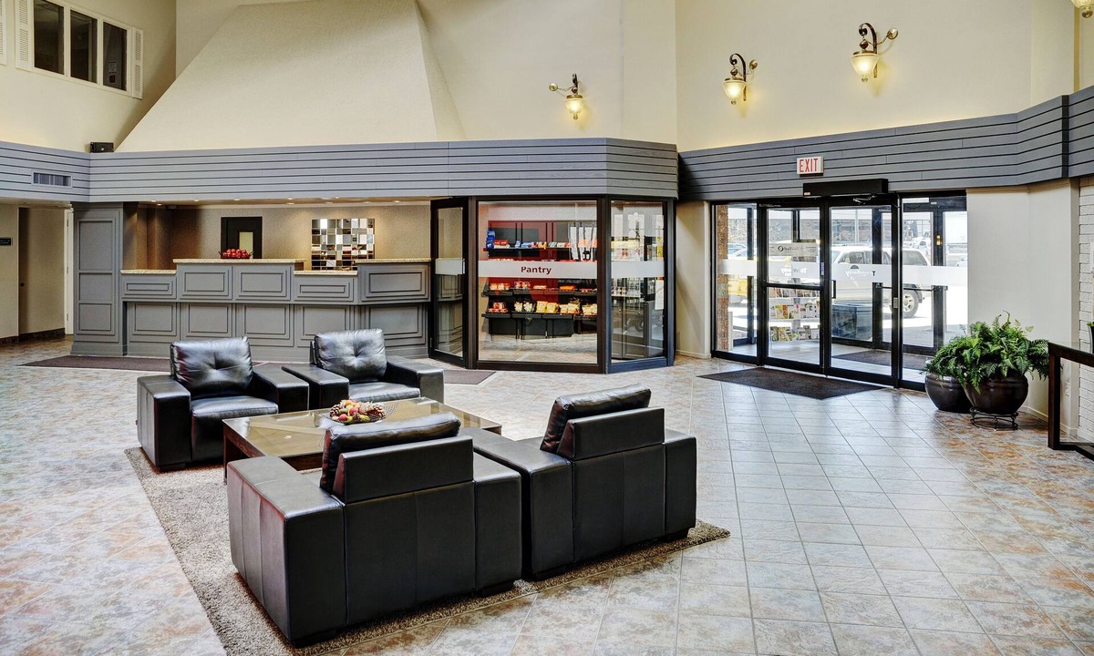 Sudbury Hotel | Travelway Inn Sudbury