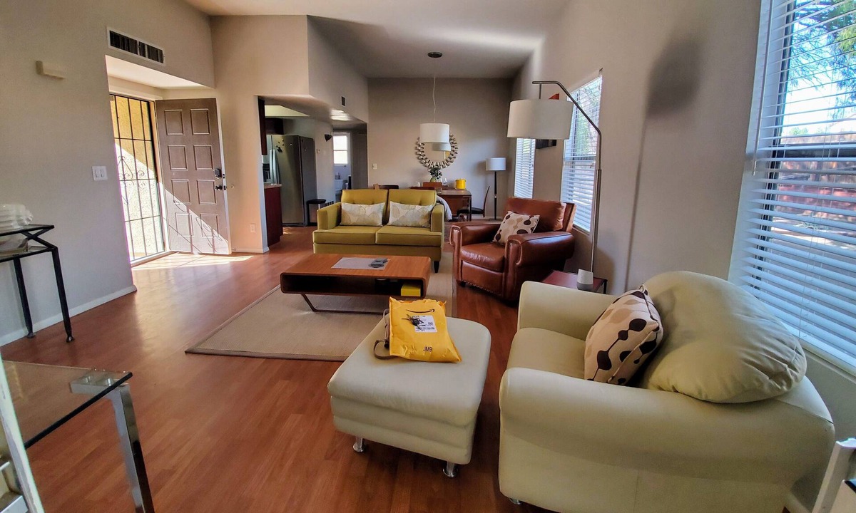 Gatewood Pointe Townhomes House | Tucson Townhouse with 2 Bdrm/2 Bath & Patio in Great Location