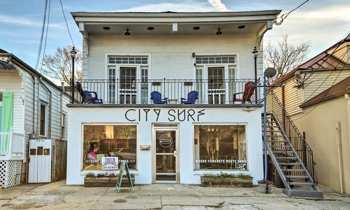West Riverside Apartment | Uptown NOLA Apt on Magazine Street w/Backyard!