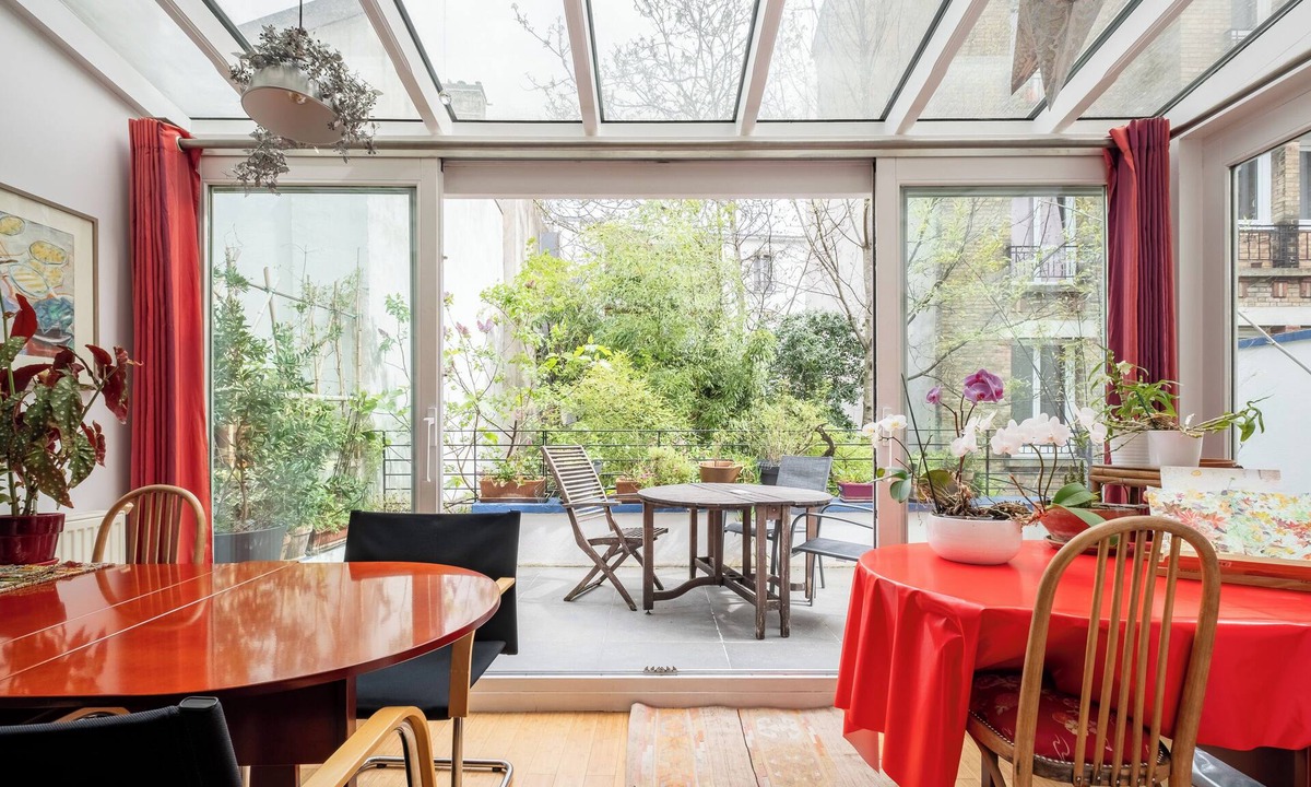 Charonne House | Urban Sanctuary, by Veeve