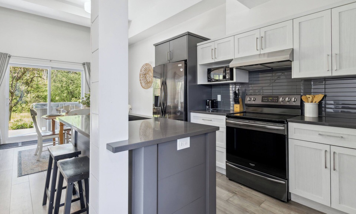 Collingwood House | Vacation Inn Townhomes