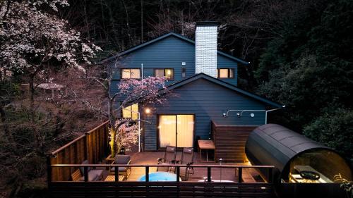 Hakone Villa | Villa Noël Hakone Chimney Luxury Onsen & Sauna Retreat