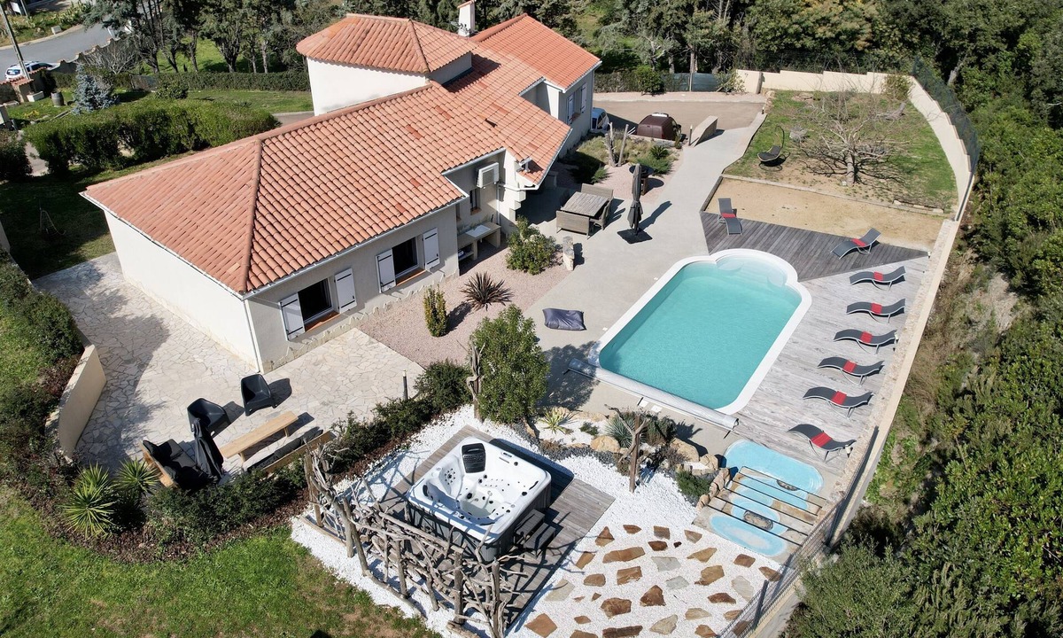 Viggianello Villa | Villa with sea view, heated pool, 5 minutes from the seafront