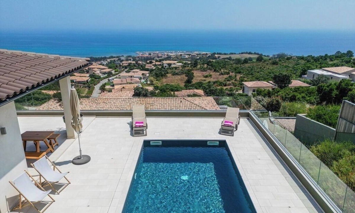 Solenzara Villa | Villa Wonderfull sea view