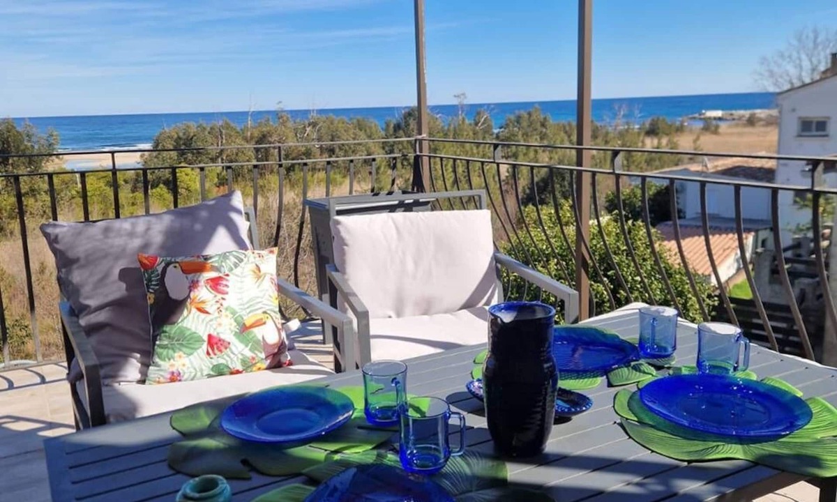 Solenzara Apartment | VISTA MARE- 8 pers- close to beach and shops