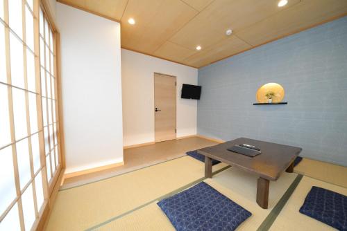 Shinjuku House | Wa no Kaede