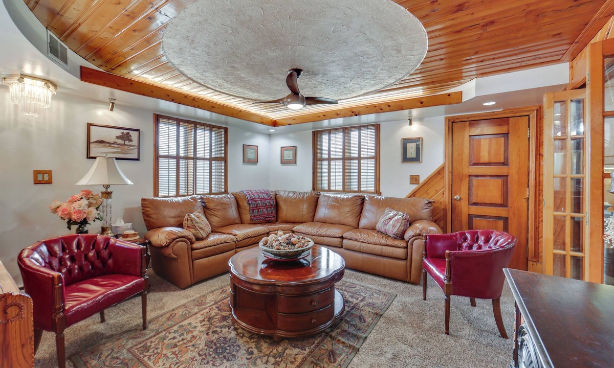 Monroeville House | Walk to Park: Family Home in Monroeville!