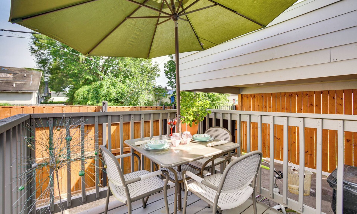 Faubourg Livaudais House | Walk to St Charles Ave: Renovated Home w/Patio!