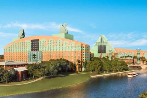 Disney | Bay Lake