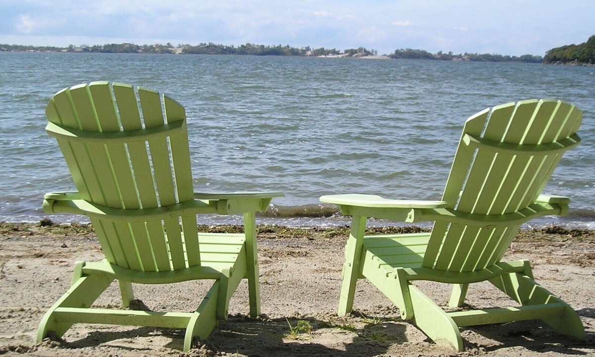 Picton Cottage | WATERFRONT, FREE PONTOON CRUISE WITH WEEKLY RENTAL