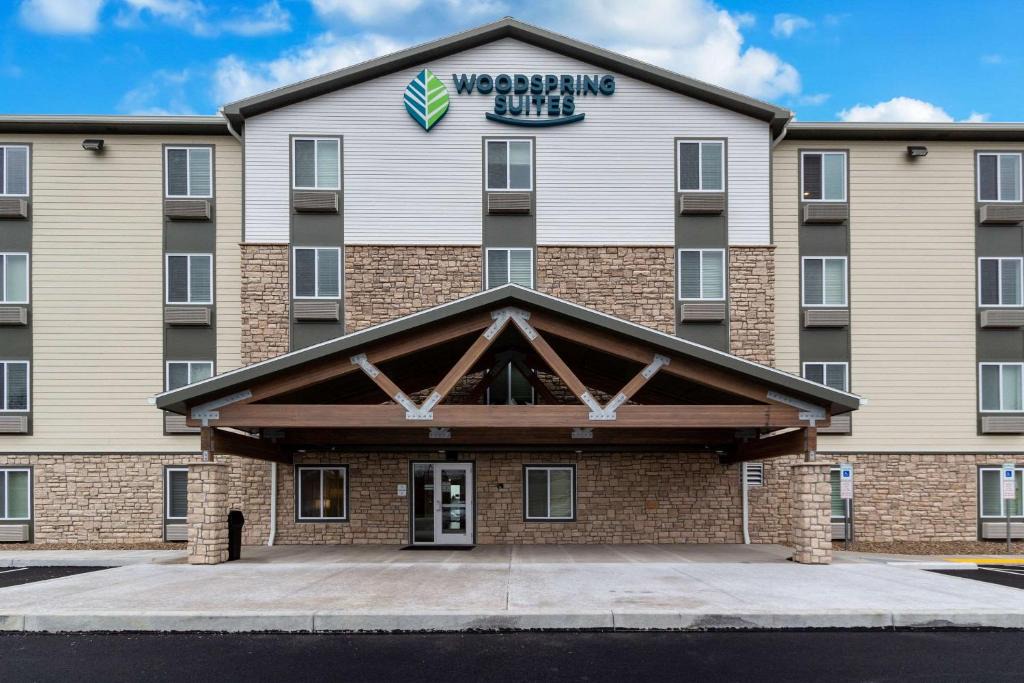Harrisburg Hotel | WoodSpring Suites Harrisburg Linglestown