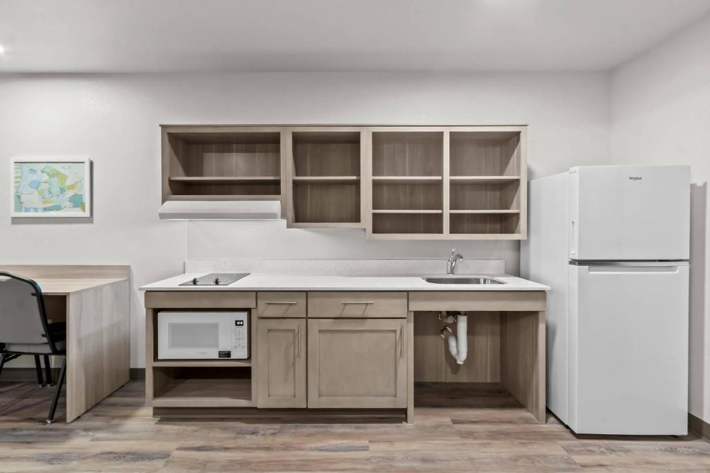 Tucson Hotel | WoodSpring Suites Tucson Medical Center