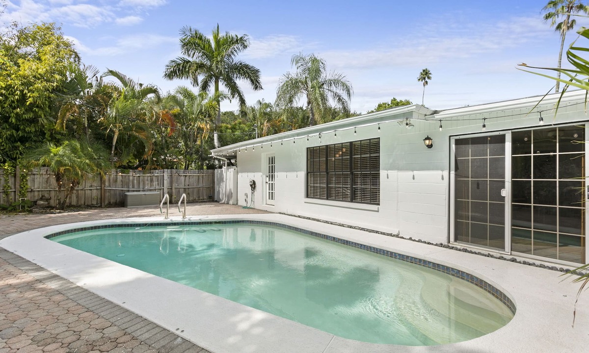 Davis Islands House | Your Perfect Island Oasis Awaits! Heated Pool!