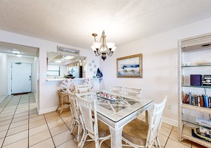 1st Floor Exquisite Gulf-Front Condo In Navarre Beach W/Shared Pool