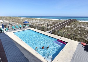 1st Floor Exquisite Gulf-Front Condo In Navarre Beach W/Shared Pool