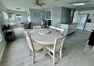 2-bedroom home 5 miles to Disney on Lake. Four Corners. Vista Del Lago amenities