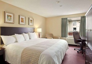 2-Star Hotel ∙ Travelodge Hotel by Wyndham Sudbury