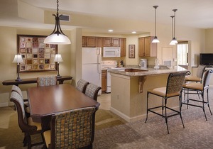 2BR/2BA Condo On The Grounds of Walt Disney World! Big Savings!