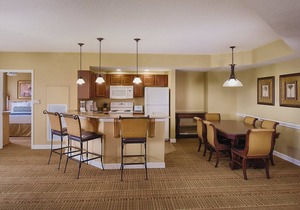 2BR/2BA Condo On The Grounds of Walt Disney World! Big Savings!