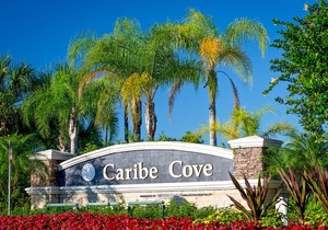 2nd floor condo w/ gym, shared pools, balcony, sauna, hot tub, near theme parks
