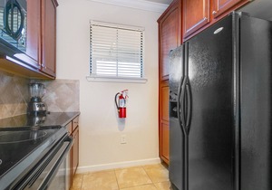 3 Bed 3 Bath Pool View High End Corner Condo