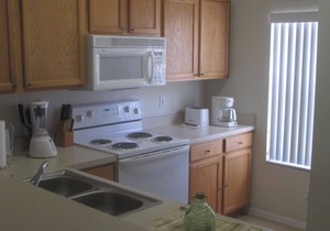 3 Br / 2 1/2 - 5 minutes from Disneyworld - Beautiful Townhome and Resort!