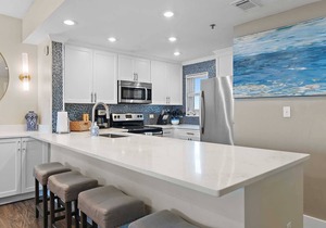 4 Bedroom/3 Bath With Amazing Views, You can Have It All! Modern Condo designed for comfort and Sty