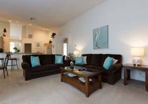 4 bedroom villa close to Disney quiet neighborhood