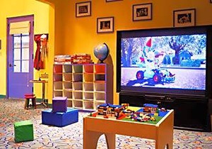 4-Star Hotel ∙ Walt Disney World Swan Resort