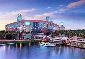 4-Star Hotel ∙ Walt Disney World Swan Resort