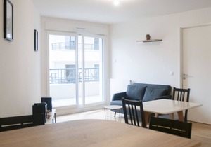 47 m² brand new with balcony near Paris