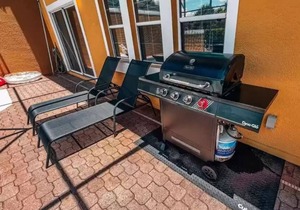 5 miles to Disney/Private pool/great for family