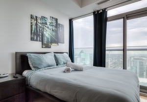 50th+ floor lake view condo beside CN tower