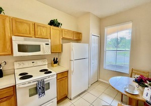 743CL Beautiful Regal Palms Townhouse