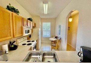 743CL Beautiful Regal Palms Townhouse