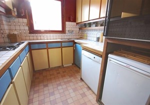 80 square meters family apartment with AC