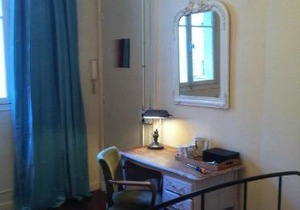 A Room In Paris