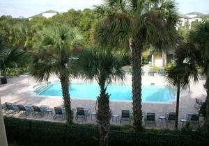 Affordable Spacious & Luxurious Condo !