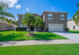 Afternoon Delight - 6BR Villa with Private Pool and Backyard