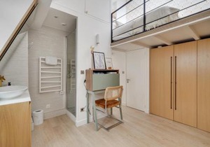 Amazing HISTORICAL PARISIEN LOFT NEXT TO LOUVRE AREA-4