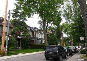 Amazing Reno 2BR Apartment in Leslieville
