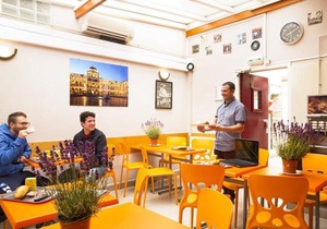 Bastille Hostel