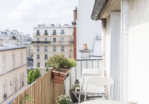Batignolles Balcony, by Veeve