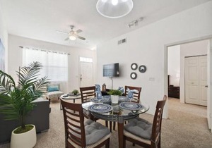 Beautiful 3 Bedroom Townhouse near Walt Disney World