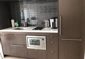 Beautiful apartment , Fully furnished in the hart of Yorkville